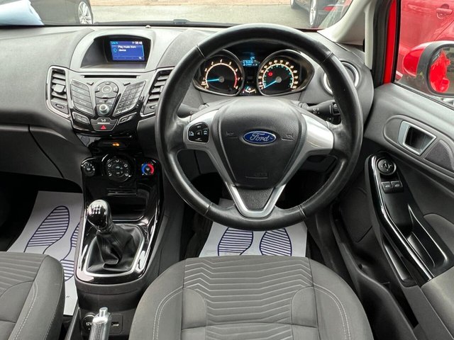 2015 Ford Fiesta - Photo 10