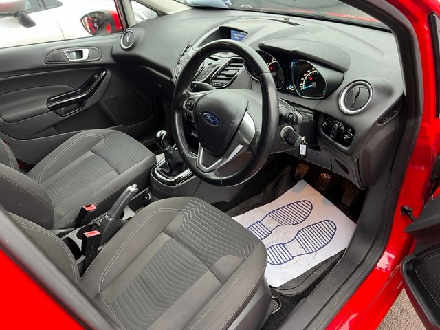 2015 Ford Fiesta - Photo 11