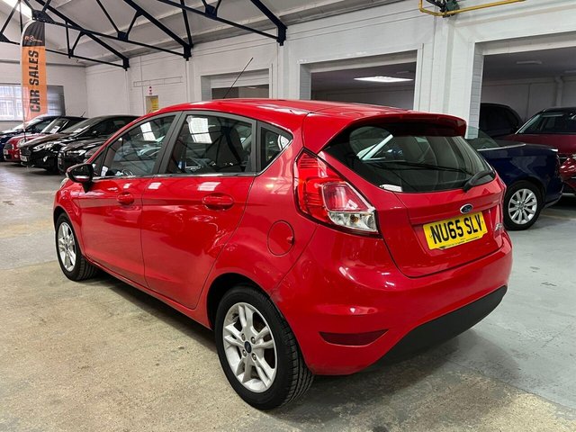 2015 Ford Fiesta - Photo 9