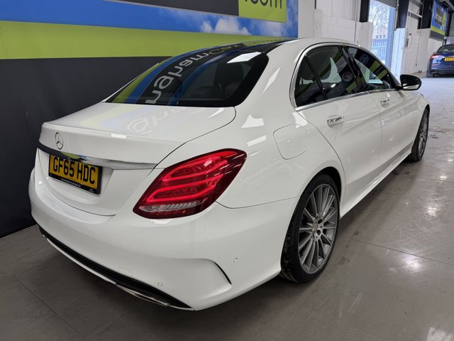 2015 Mercedes-Benz C-Class 2L Amg Line 4dr - Photo 9