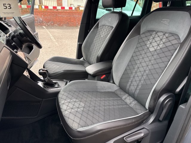 2021 Volkswagen Tiguan - Photo 6