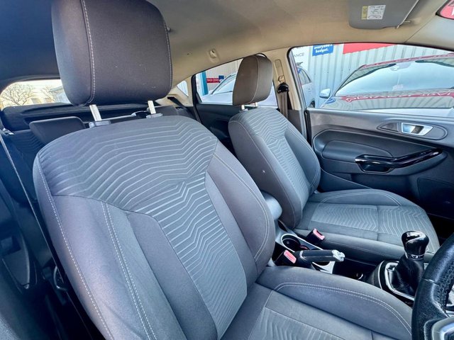 2015 FORD FIESTA 1.6 TDCi ECOnetic Titanium Hatchback 5dr Diesel Manual Euro 5 (s/s) (95 ps) - Photo 10