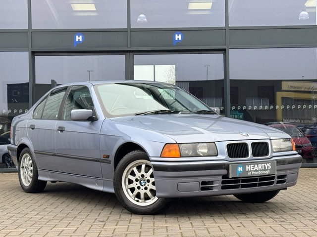 View our BMW 3 SERIES