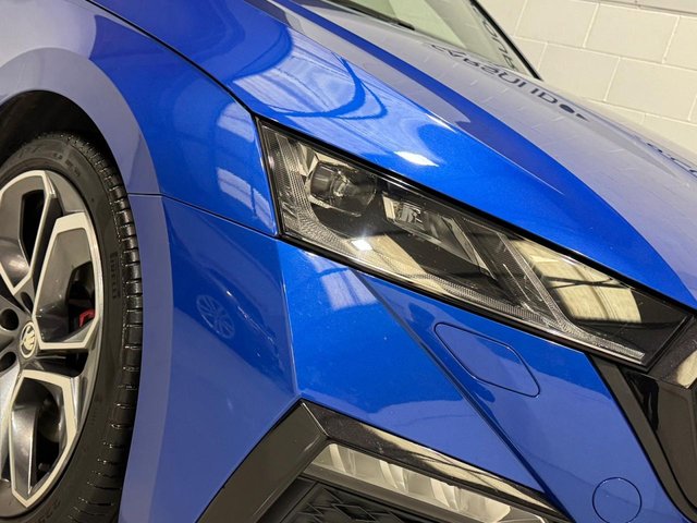 2021 SKODA OCTAVIA 2021 2.0 TDI vRS Estate 5dr Diesel DSG Euro 6 (s/s) (200 ps) - Photo 11