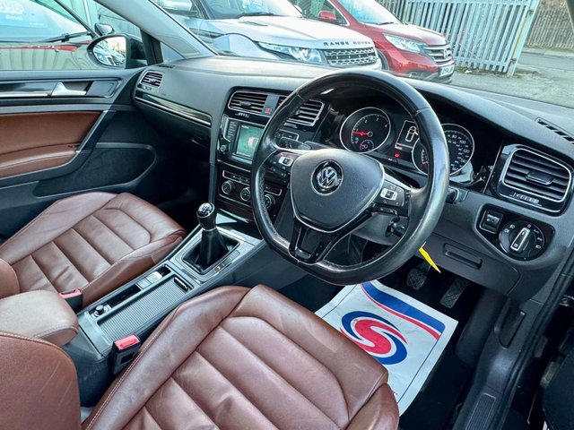 2016 VOLKSWAGEN GOLF 2.0 TDI BlueMotion Tech GT Edition Hatchback 5dr Diesel Manual Euro 6 (s/s) (150 ps) - Photo 11