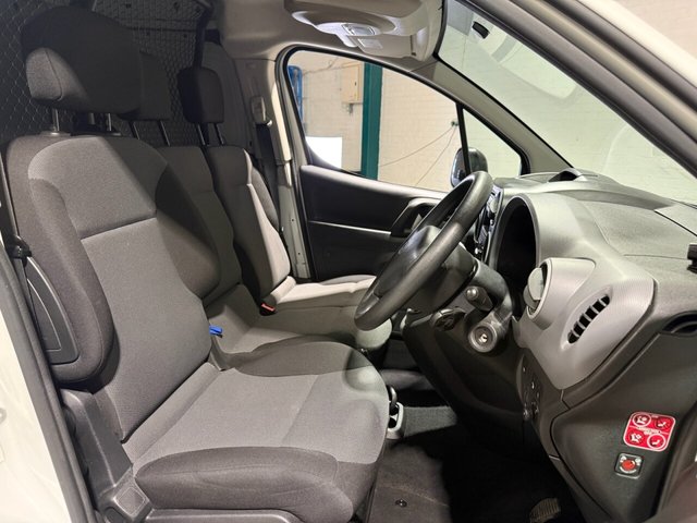 2018 PEUGEOT PARTNER - Photo 6