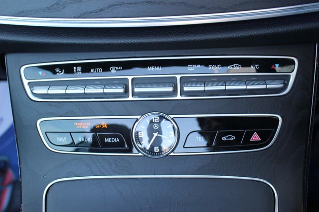 2019 MERCEDES-BENZ E-CLASS (2019) - Photo 12