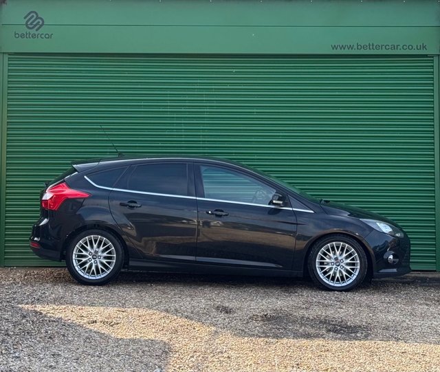 2012 FORD FOCUS 1.6 TDCi Zetec Hatchback 5dr Diesel Manual Euro 5 (s/s) (115 ps) - Photo 4