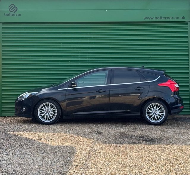 2012 FORD FOCUS 1.6 TDCi Zetec Hatchback 5dr Diesel Manual Euro 5 (s/s) (115 ps) - Photo 5
