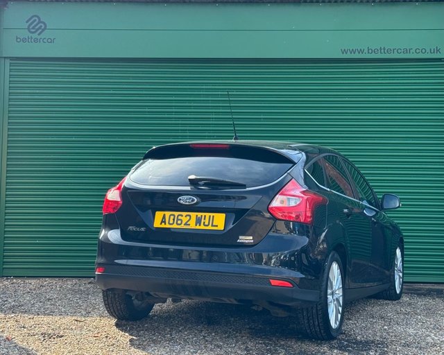 2012 FORD FOCUS 1.6 TDCi Zetec Hatchback 5dr Diesel Manual Euro 5 (s/s) (115 ps) - Photo 8