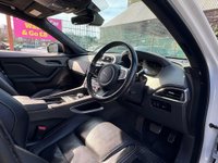 USED 2019 19 JAGUAR F-PACE 2.0 D180 Chequered Flag Auto AWD Euro 6 (s/s) 5dr VERY CLEAN CAR GREAT SPEAK