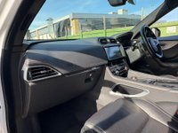 USED 2019 19 JAGUAR F-PACE 2.0 D180 Chequered Flag Auto AWD Euro 6 (s/s) 5dr VERY CLEAN CAR GREAT SPEAK