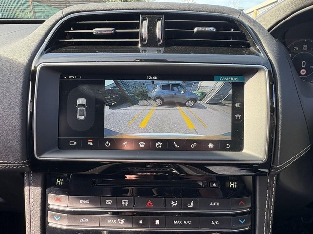 2019 JAGUAR F-PACE 2.0 D180 Chequered Flag Auto AWD Euro 6 (s/s) 5dr - Photo 7