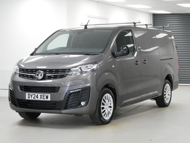 View our Vauxhall Vivaro 3100 2.0 D 145 BHP L2 LONG PRO EDITION 6 DOOR