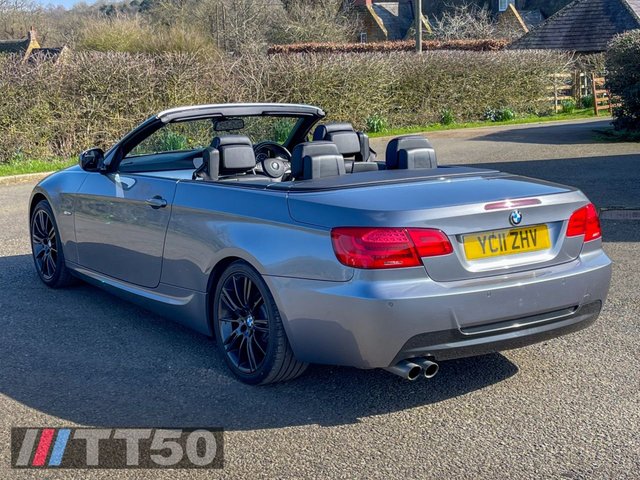 View our BMW 3 SERIES