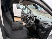 USED 2023 73 VAUXHALL COMBO 1.5 Turbo D 2300 Pro Panel Van 6dr Diesel Manual L2 H1 Euro 6 (s/s) (100 ps) Drives superb !