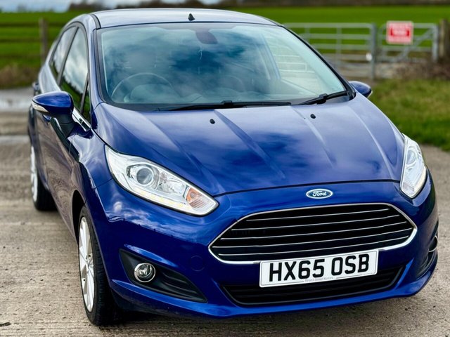 2015 FORD FIESTA - Photo 2