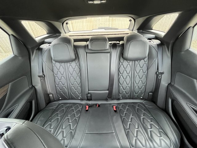 2020 PEUGEOT 3008 - Photo 10