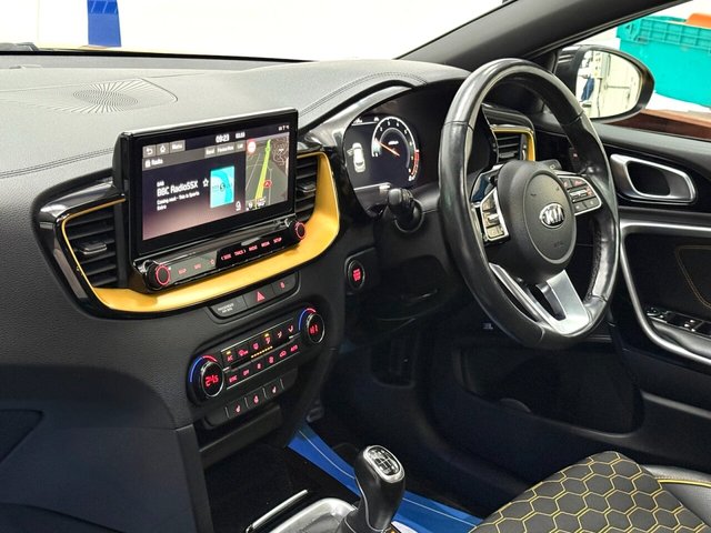 2020 KIA XCEED 1.4 T-GDi First Edition SUV 5dr Petrol Manual Euro 6 (s/s) (138 bhp) - Photo 4