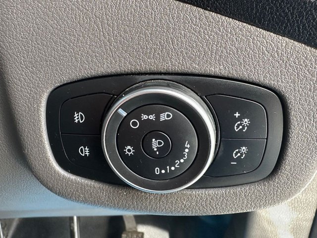 2019 FORD TRANSIT CONNECT - Photo 10