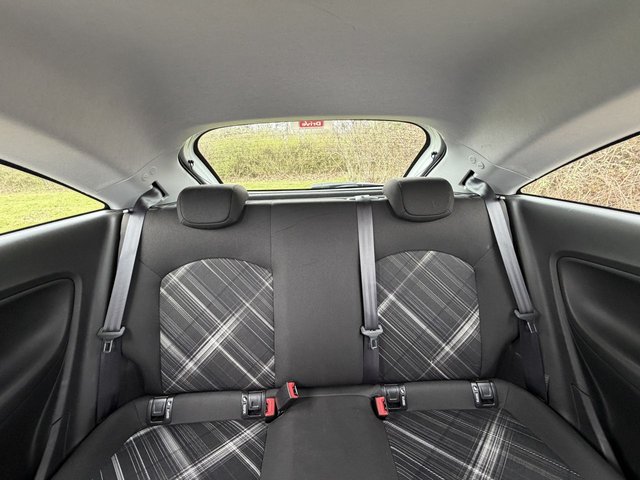 2016 VAUXHALL CORSA - Photo 10