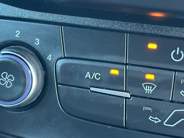 2019 FORD TRANSIT CONNECT - Photo 5