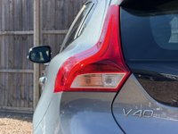 USED 2018 18 VOLVO V40 1.5 V40 Cross Country Professional T3 Auto 5dr Sat Nav Heated Seats