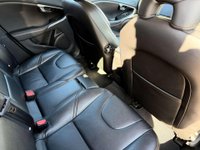 USED 2018 18 VOLVO V40 1.5 V40 Cross Country Professional T3 Auto 5dr Sat Nav Heated Seats
