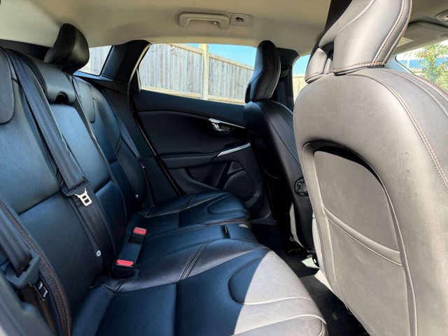 2018 Volvo V40 - Photo 10