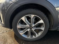 USED 2018 18 KIA STONIC 1.6 CRDi 2 SUV 5dr Diesel Manual Euro 6 (s/s) (108 bhp) PARKING AID+ DAYTIME RUNNING LIGHTS+ MULTIFUNCTIONAL STEARING WHEEL+ CRUISE COTROL+ AUTO HEADLIGHTS+ CLIMATE CONTROL+ BLUETOOTH+ USB+ AUX+ FOLDING MIRRORS+ TRACTION CONTROL+ TYRE PRESSURE MONITORING SYSTEM+ DAB+ 17 INCH ALLOY WHEELS+ 2X KEYS+