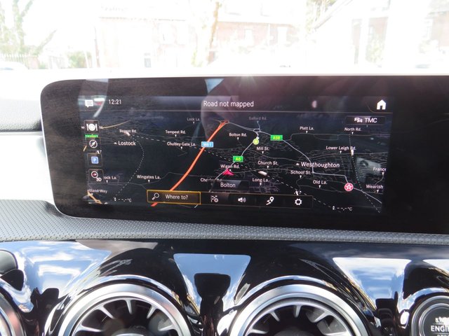 2018 MERCEDES-BENZ A-CLASS 1.3 A200 AMG Line (Premium) Hatchback 5dr Petrol 7G-DCT Euro 6 (s/s) (163 ps) - Photo 10