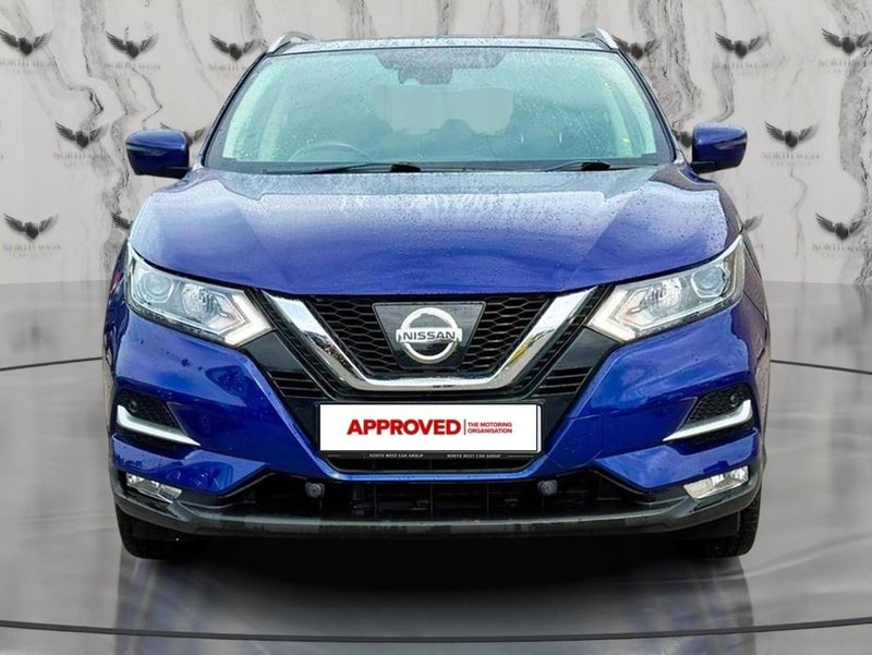 2018 Nissan Qashqai in blue — photo 3 of 28