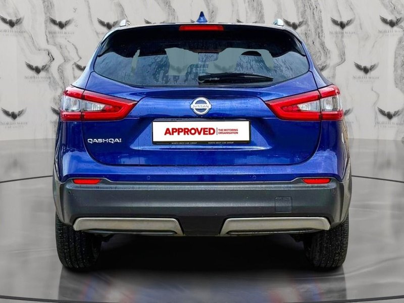 2018 Nissan Qashqai in blue — photo 8 of 28