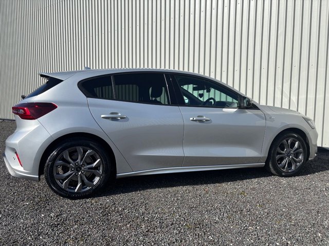 2023 FORD FOCUS 1.0T EcoBoost ST-Line Hatchback 5dr Petrol Manual Euro 6 (s/s) (125 ps) - Photo 9