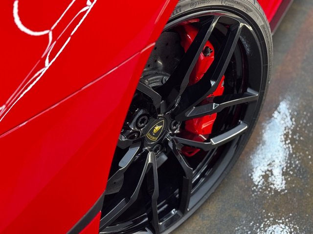 View our LAMBORGHINI HURACAN