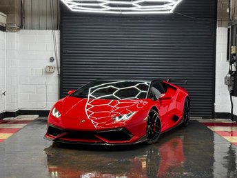 View our LAMBORGHINI HURACAN