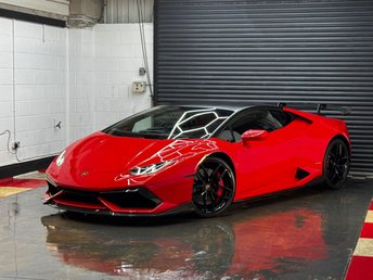 View our LAMBORGHINI HURACAN