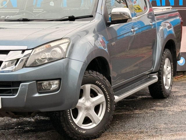 2015 ISUZU D-MAX - Photo 12