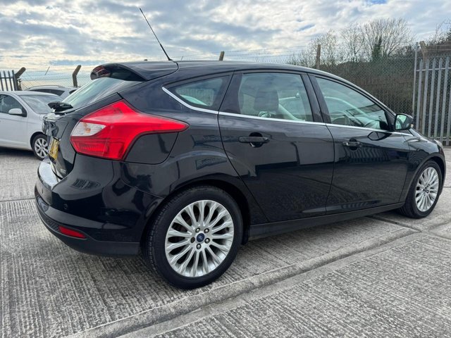 2013 Ford Focus 1.6L Titanium X 5dr - Photo 8