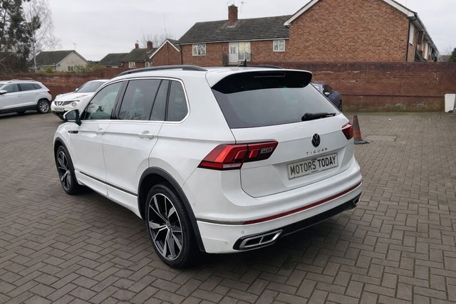 2022 VOLKSWAGEN TIGUAN 1.5 TSI R-Line SUV 5dr Petrol DSG Euro 6 (s/s) (150 ps) - Photo 7