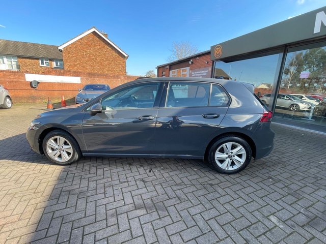 2021 VOLKSWAGEN GOLF 2.0 TDI Life Hatchback 5dr Diesel Manual Euro 6 (s/s) (115 ps) - Photo 5