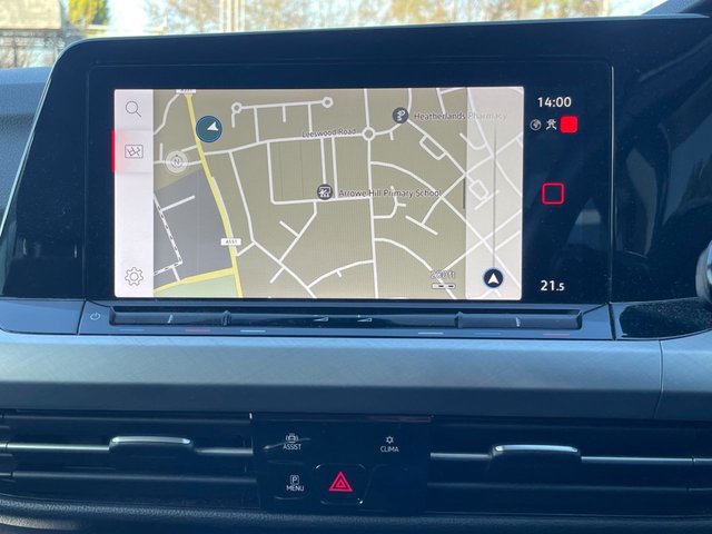 2021 VOLKSWAGEN GOLF 2.0 TDI Life Hatchback 5dr Diesel Manual Euro 6 (s/s) (115 ps) - Photo 3