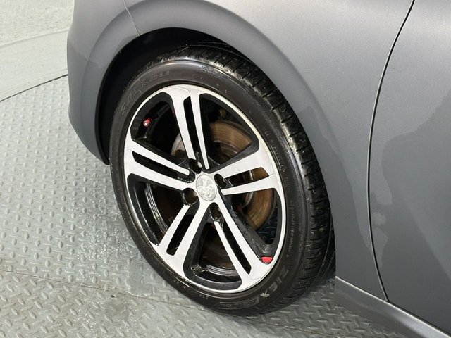 2016 PEUGEOT 208 - Photo 12