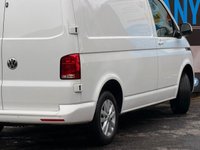 USED 2021 21 VOLKSWAGEN TRANSPORTER 2.0 TDI T28 HIGHLINE PANEL VAN 5DR DIESEL MANUAL FWD SWB EURO 6 (S/S) (110 PS) NAV NO VAT - LOW MILEAGE - FULL SERVICE HISTORY - JUST BEEN SERVICED  - 2 KEYS - HPI CHECK ALL CLEAR  - ULEZ / CAZ / LEZ / COMPLIANT - EURO 6 - METTALIC WHITE PAINTWORK - ADDITIONAL VW LEATHER SEAT COVERS INCLUDED - SAT NAV - APPLE CAR PLAY - ANDROID AUTO - AUTO LIGHTS - AUTO WIPERS - CRUISE CONTROL - AIR CON - RADAR SENSOR - ALLOYS - DAB - BLUETOOTH - PARKING SENSORS ALL ROUND - FINANCE AVAILABLE - ZERO DEPOSIT OFFERS - ALL VANS/CARS WELCOME IN PART-EXCHANGE, ANY AGE, ANY MILEAGE, ANY CONDITION