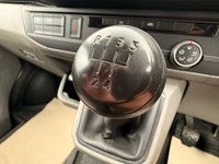 USED 2021 21 VOLKSWAGEN TRANSPORTER 2.0 TDI T28 HIGHLINE PANEL VAN 5DR DIESEL MANUAL FWD SWB EURO 6 (S/S) (110 PS) NAV NO VAT - LOW MILEAGE - FULL SERVICE HISTORY - JUST BEEN SERVICED  - 2 KEYS - HPI CHECK ALL CLEAR  - ULEZ / CAZ / LEZ / COMPLIANT - EURO 6 - METTALIC WHITE PAINTWORK - ADDITIONAL VW LEATHER SEAT COVERS INCLUDED - SAT NAV - APPLE CAR PLAY - ANDROID AUTO - AUTO LIGHTS - AUTO WIPERS - CRUISE CONTROL - AIR CON - RADAR SENSOR - ALLOYS - DAB - BLUETOOTH - PARKING SENSORS ALL ROUND - FINANCE AVAILABLE - ZERO DEPOSIT OFFERS - ALL VANS/CARS WELCOME IN PART-EXCHANGE, ANY AGE, ANY MILEAGE, ANY CONDITION