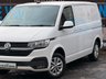 USED 2021 21 VOLKSWAGEN TRANSPORTER 2.0 TDI T28 HIGHLINE PANEL VAN 5DR DIESEL MANUAL FWD SWB EURO 6 (S/S) (110 PS) NAV NO VAT - LOW MILEAGE - FULL SERVICE HISTORY - JUST BEEN SERVICED  - 2 KEYS - HPI CHECK ALL CLEAR  - ULEZ / CAZ / LEZ / COMPLIANT - EURO 6 - METTALIC WHITE PAINTWORK - ADDITIONAL VW LEATHER SEAT COVERS INCLUDED - SAT NAV - APPLE CAR PLAY - ANDROID AUTO - AUTO LIGHTS - AUTO WIPERS - CRUISE CONTROL - AIR CON - RADAR SENSOR - ALLOYS - DAB - BLUETOOTH - PARKING SENSORS ALL ROUND - FINANCE AVAILABLE - ZERO DEPOSIT OFFERS - ALL VANS/CARS WELCOME IN PART-EXCHANGE, ANY AGE, ANY MILEAGE, ANY CONDITION