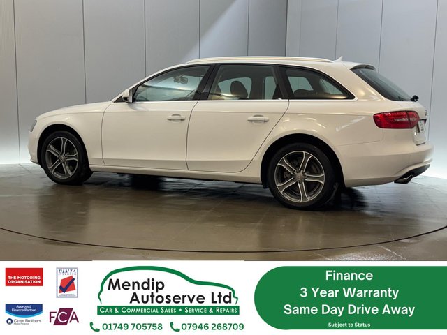 2014 AUDI A4 AVANT - Photo 9