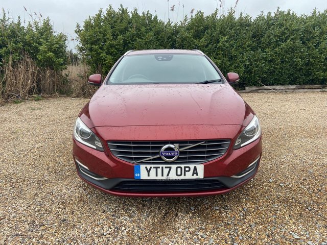 2017 VOLVO V60 2.0 D4 SE Lux Nav Estate 5dr Diesel Manual Euro 6 (s/s) (190 ps) - Photo 4