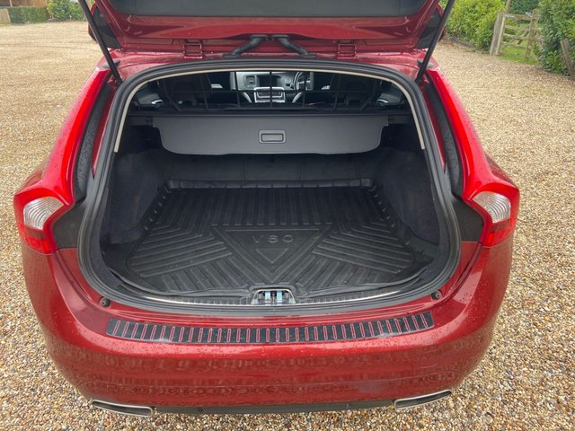 2017 VOLVO V60 2.0 D4 SE Lux Nav Estate 5dr Diesel Manual Euro 6 (s/s) (190 ps) - Photo 9