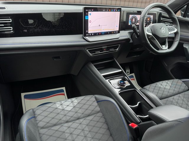 2024 VOLKSWAGEN TIGUAN 2.0 TDI R-Line SUV 5dr Diesel DSG Euro 6 (s/s) (150 ps) - Photo 9
